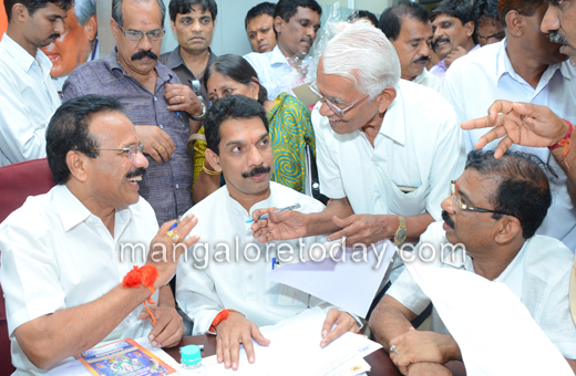 DV Sadananda gowda press meet at Mangalore